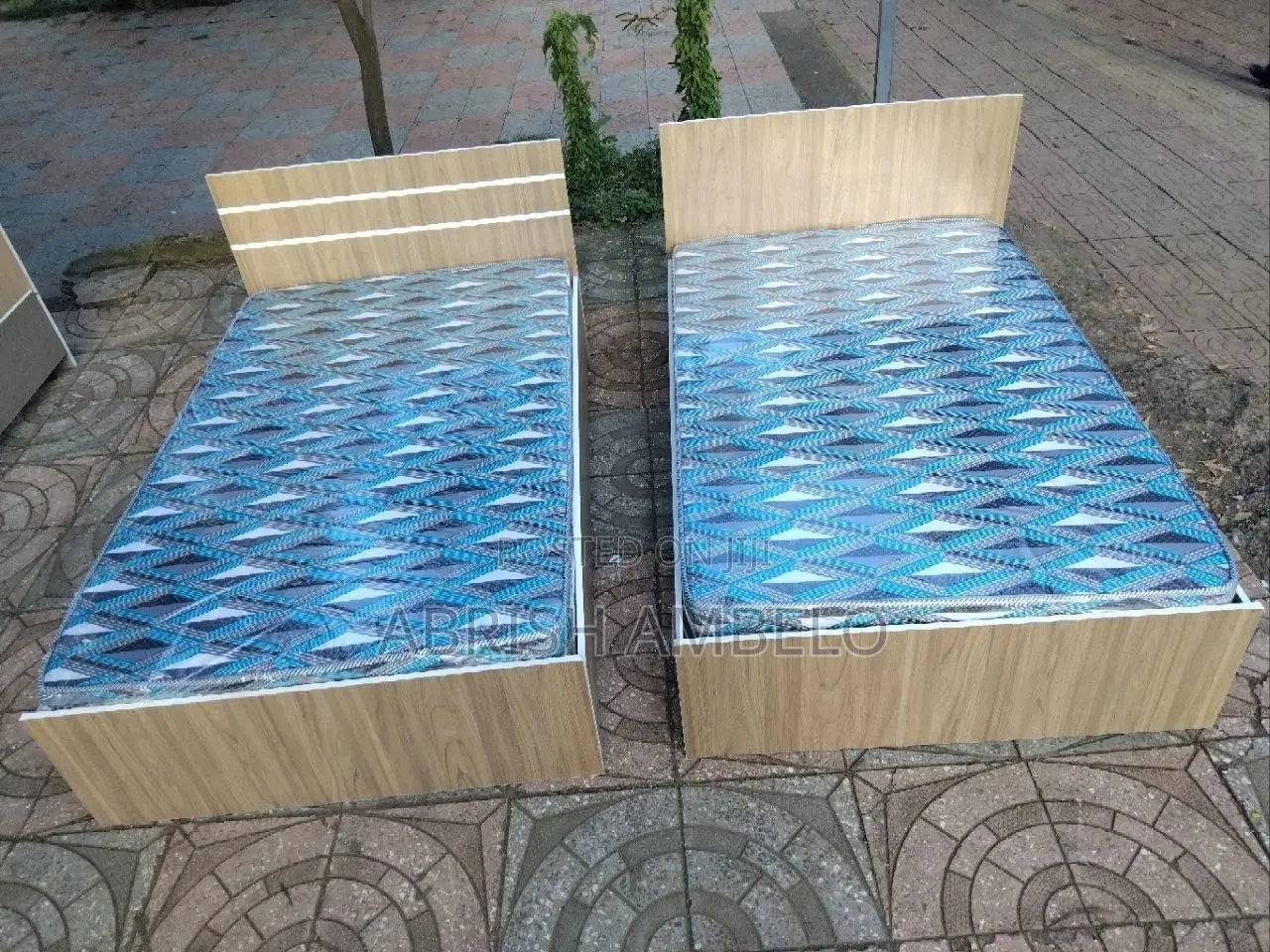 Laminate Bed New 3456788