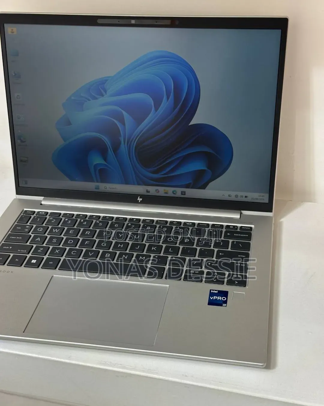 New Laptop HP EliteBook 840 G10 16GB Intel Core i7 SSD 512GB