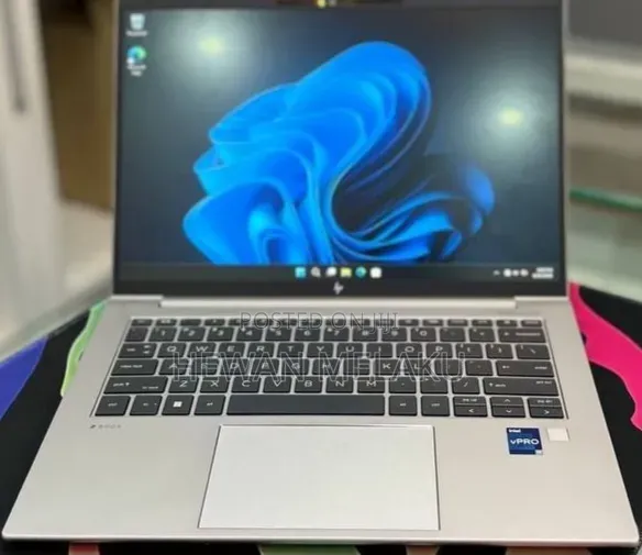 New Laptop HP ZBook 14 16GB Intel Core i7 SSD 512GB