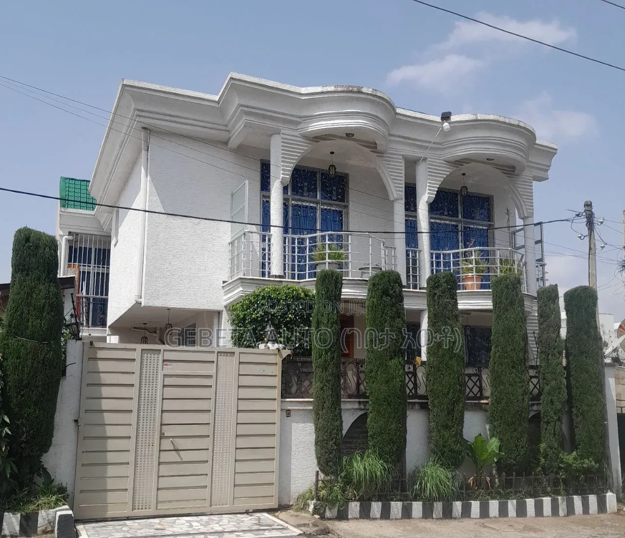 Furnished 5bdrm House in Semit, Yeka for sale