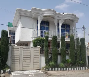 Furnished 5bdrm House in Semit, Yeka for sale