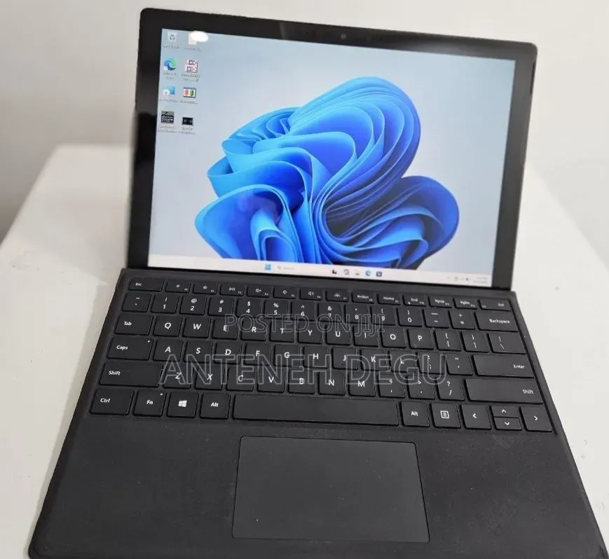 New Laptop Microsoft Surface Pro 7+ 16GB Intel Core i7 SSD 1T