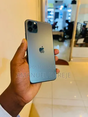 New Apple iPhone 11 Pro Max 256 GB Green