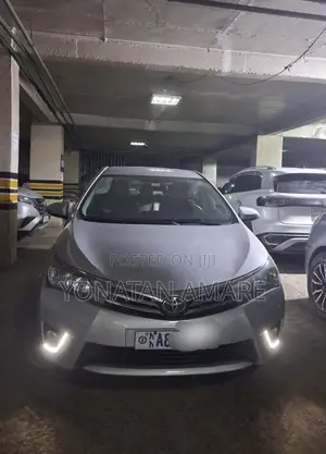 Toyota Corolla 2016 Silver