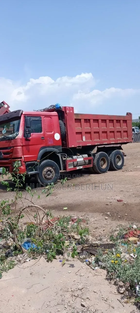 New Sinotruk Howo 2017 Red