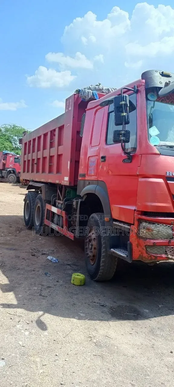 New Sinotruk Howo 2017 Red