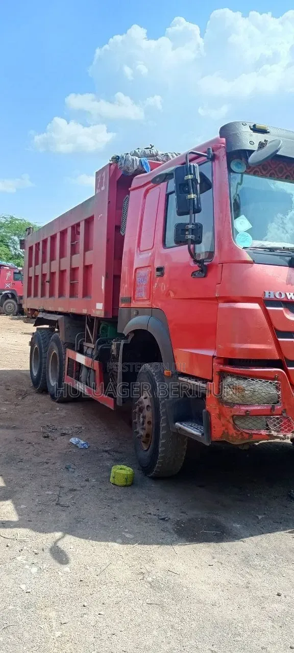 New Sinotruk Howo 2017 Red