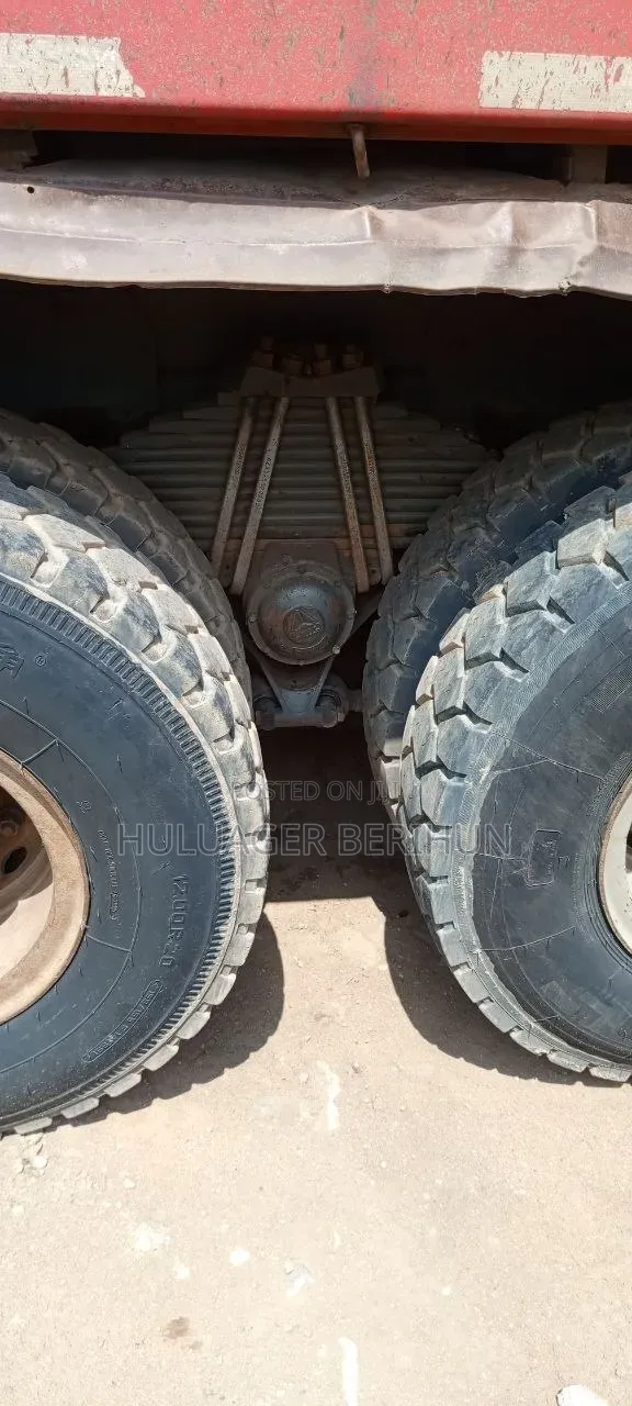 New Sinotruk Howo 2017 Red
