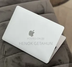 New Laptop Apple MacBook Pro 2022 M2 8GB Apple M2 SSD 512GB