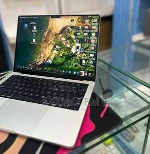 New Laptop Apple MacBook 16GB SSD 512GB