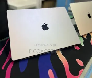 New Laptop Apple MacBook 8GB SSD 512GB