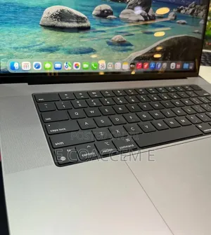 New Laptop Apple MacBook 8GB SSD 512GB