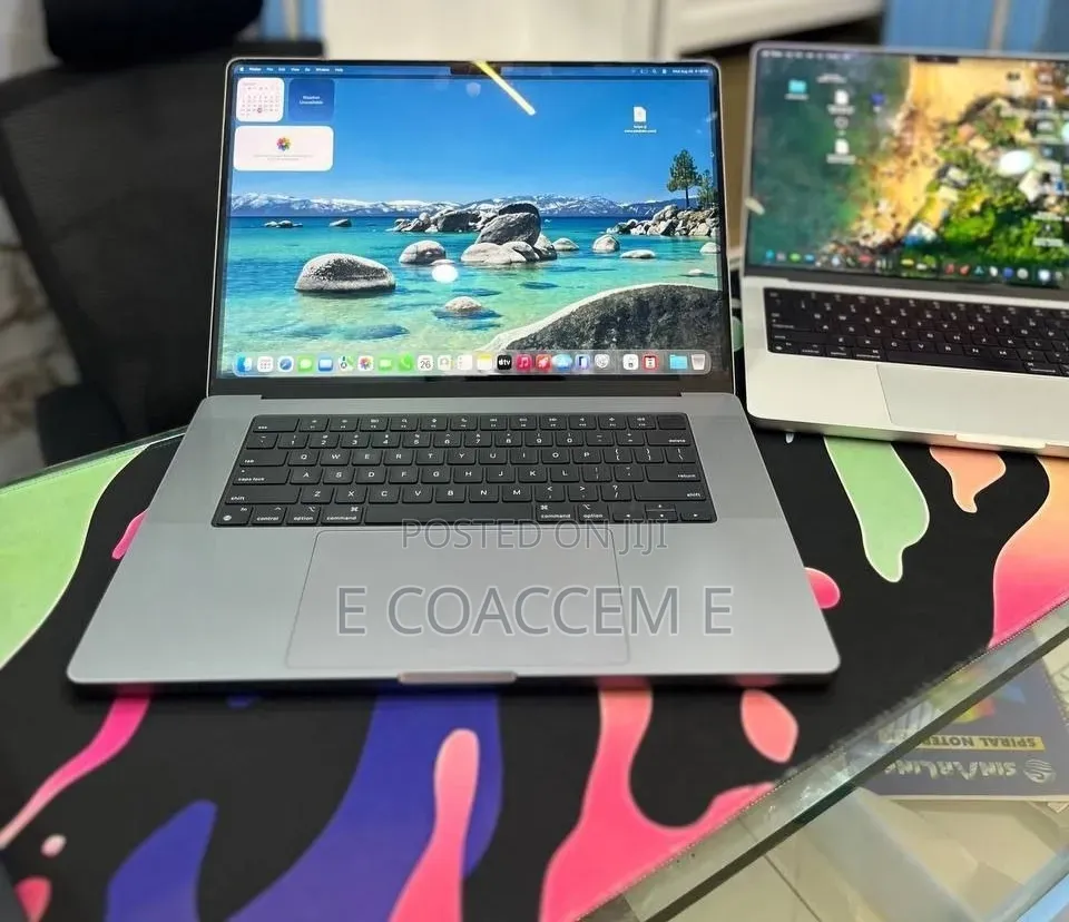 New Laptop Apple MacBook 8GB SSD 512GB