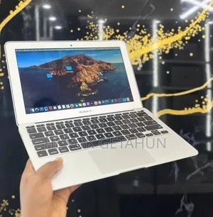 New Laptop Apple MacBook Air 2015 8GB Intel Core i5 SSD 128GB