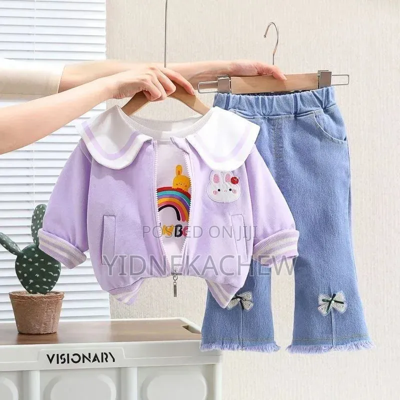 Jeans With Purple Outfit