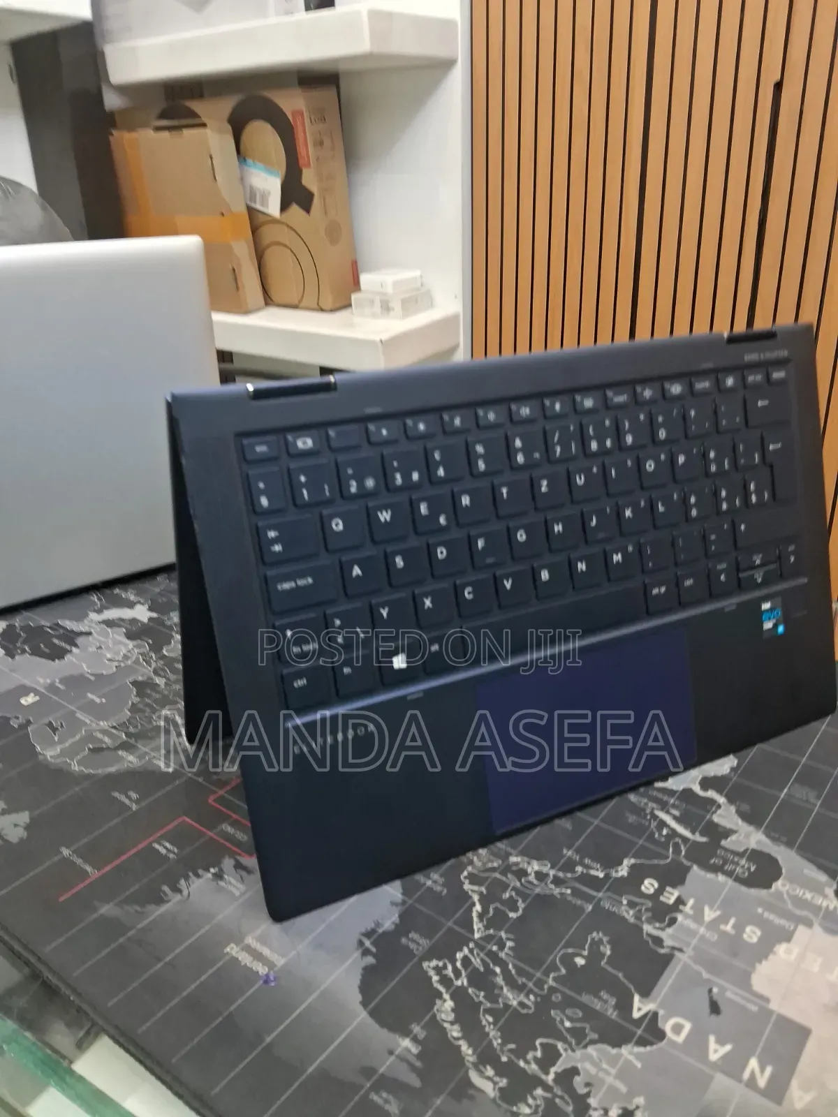 New Laptop HP Dragonfly G2 16GB Intel Core i7 SSD 512GB