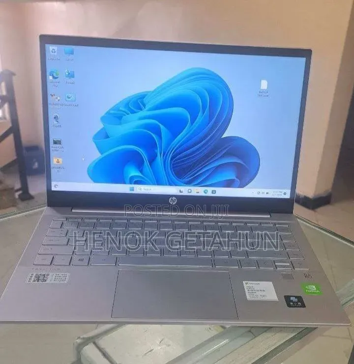 New Laptop HP Pavilion 15 16GB Intel Core i5 SSD 512GB