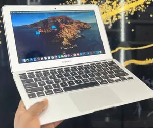 New Laptop Apple MacBook Air 2015 8GB Intel Core i5 SSD 128GB