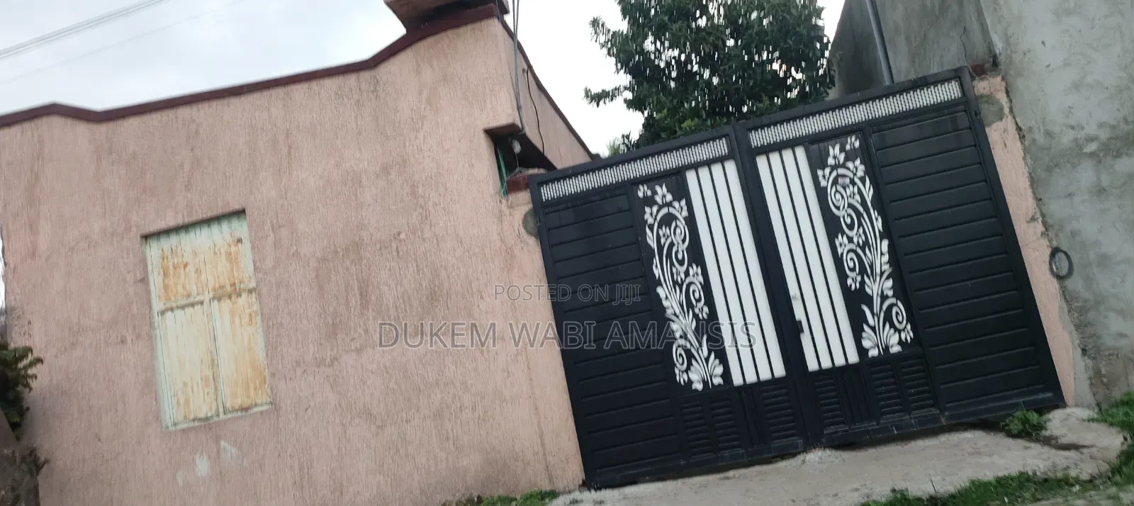 Furnished 8bdrm House in Bishoftu Dukem, East Shewa for sale