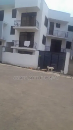 Furnished 5bdrm House in Figa, Yeka for sale
