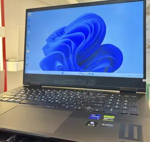 New Laptop HP Omen 16 16GB Intel Core i9 SSD 1T