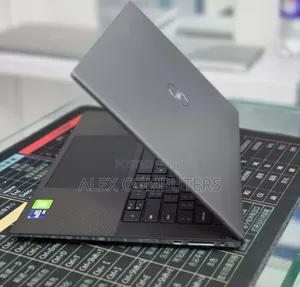 New Laptop Dell Precision 5560 16GB Intel Core i7 SSD 512GB