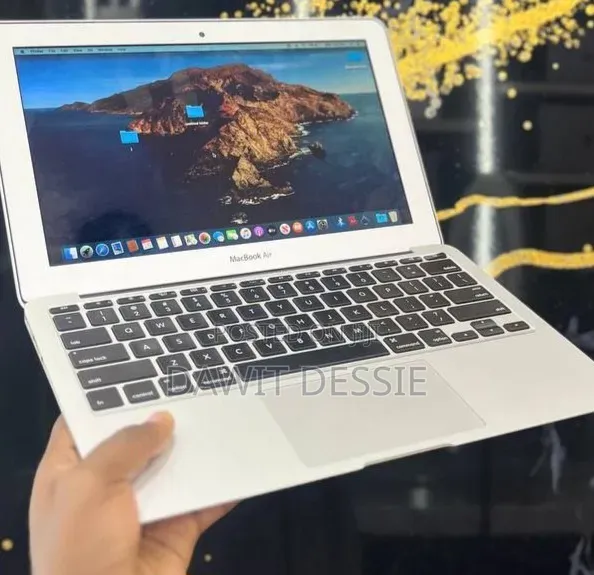 Laptop Apple MacBook Air 2015 8GB Intel Core i5 SSD 128GB