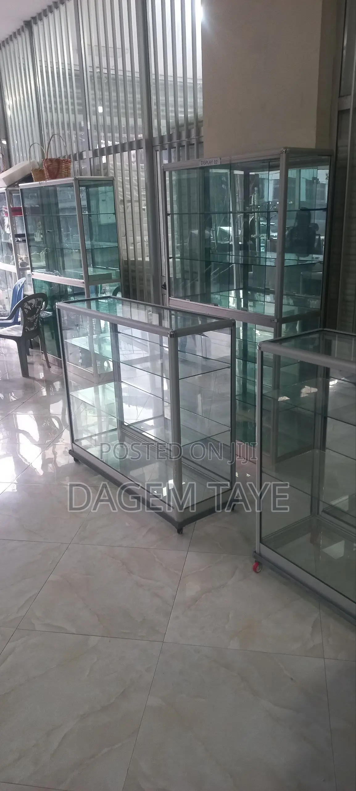 Display Shop for Rent