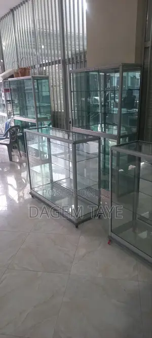 Display Shop for Rent