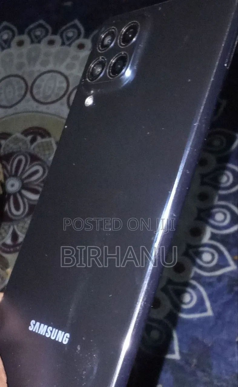 Samsung Galaxy M53 128 GB Gray