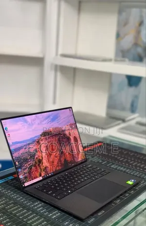 New Laptop Dell Precision 5560 16GB Intel Core i9 SSD 512GB