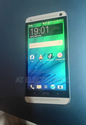 New HTC One 32 GB Silver