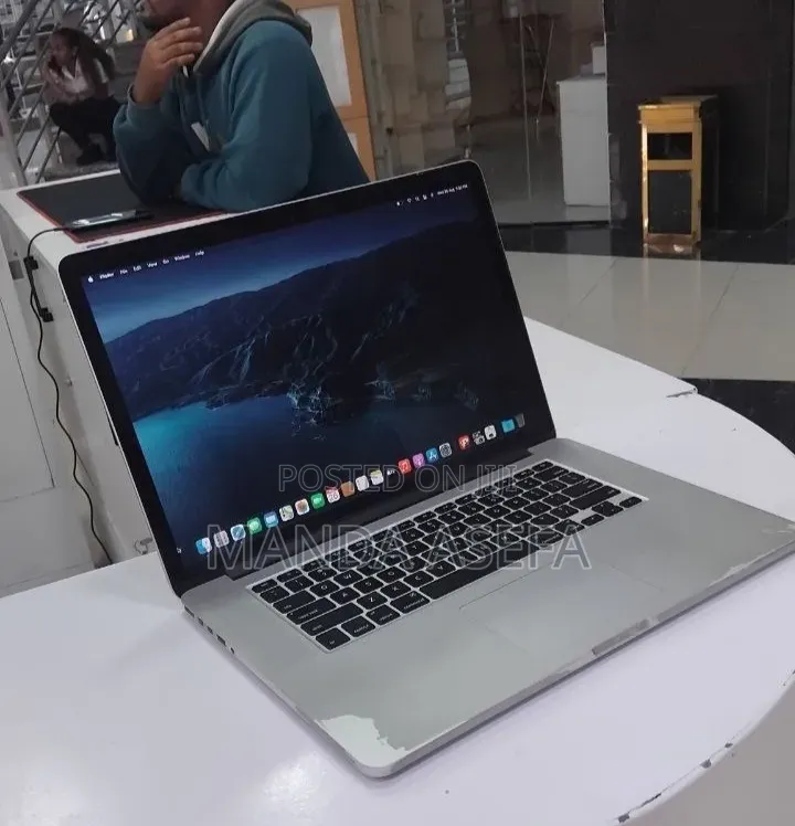 New Laptop Apple MacBook Pro 2014 16GB Intel Core i7 SSD 512GB