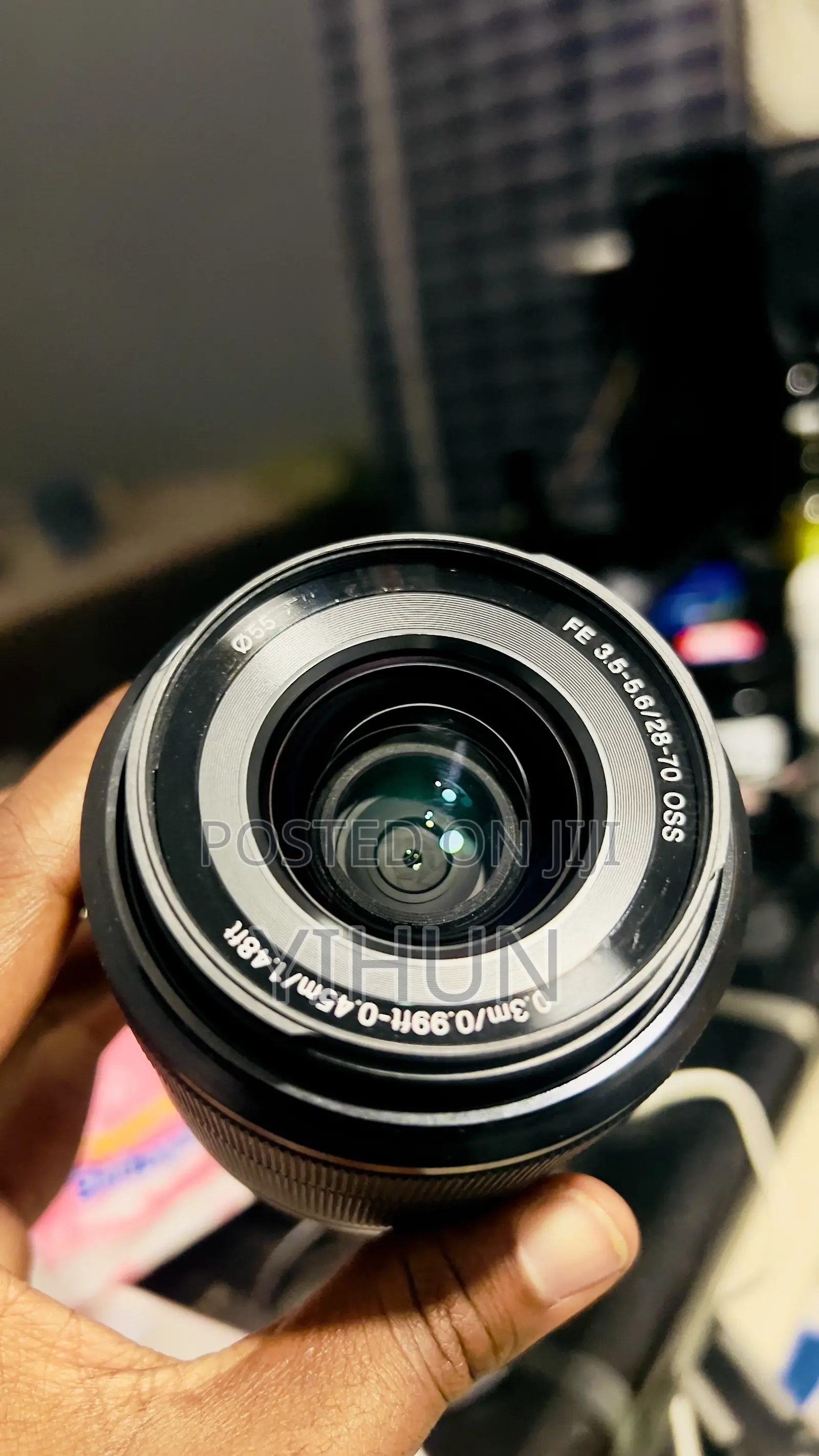 Sony 28-70