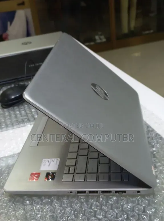 New Laptop HP Stream Notebook 16GB AMD Ryzen 3 SSD 512GB