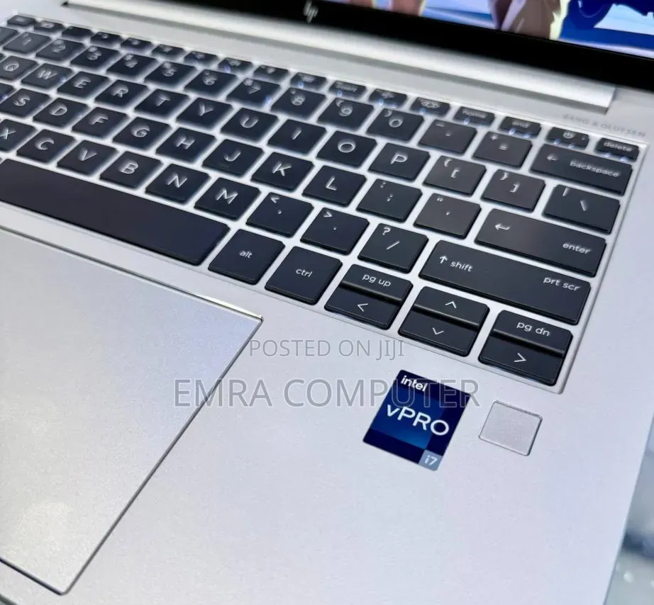 New Laptop HP EliteBook 840 10 16GB Intel Core i7 SSD 512GB