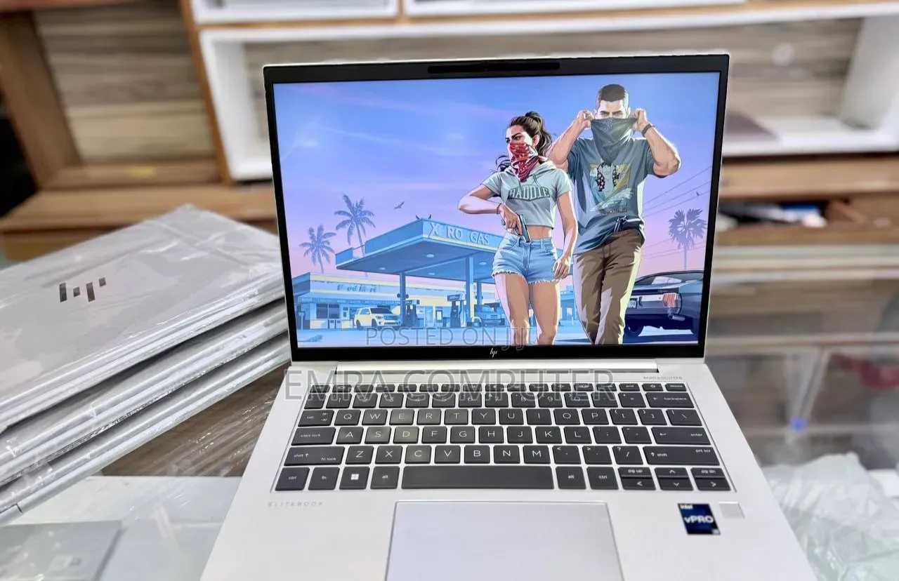New Laptop HP EliteBook 840 10 16GB Intel Core i7 SSD 512GB