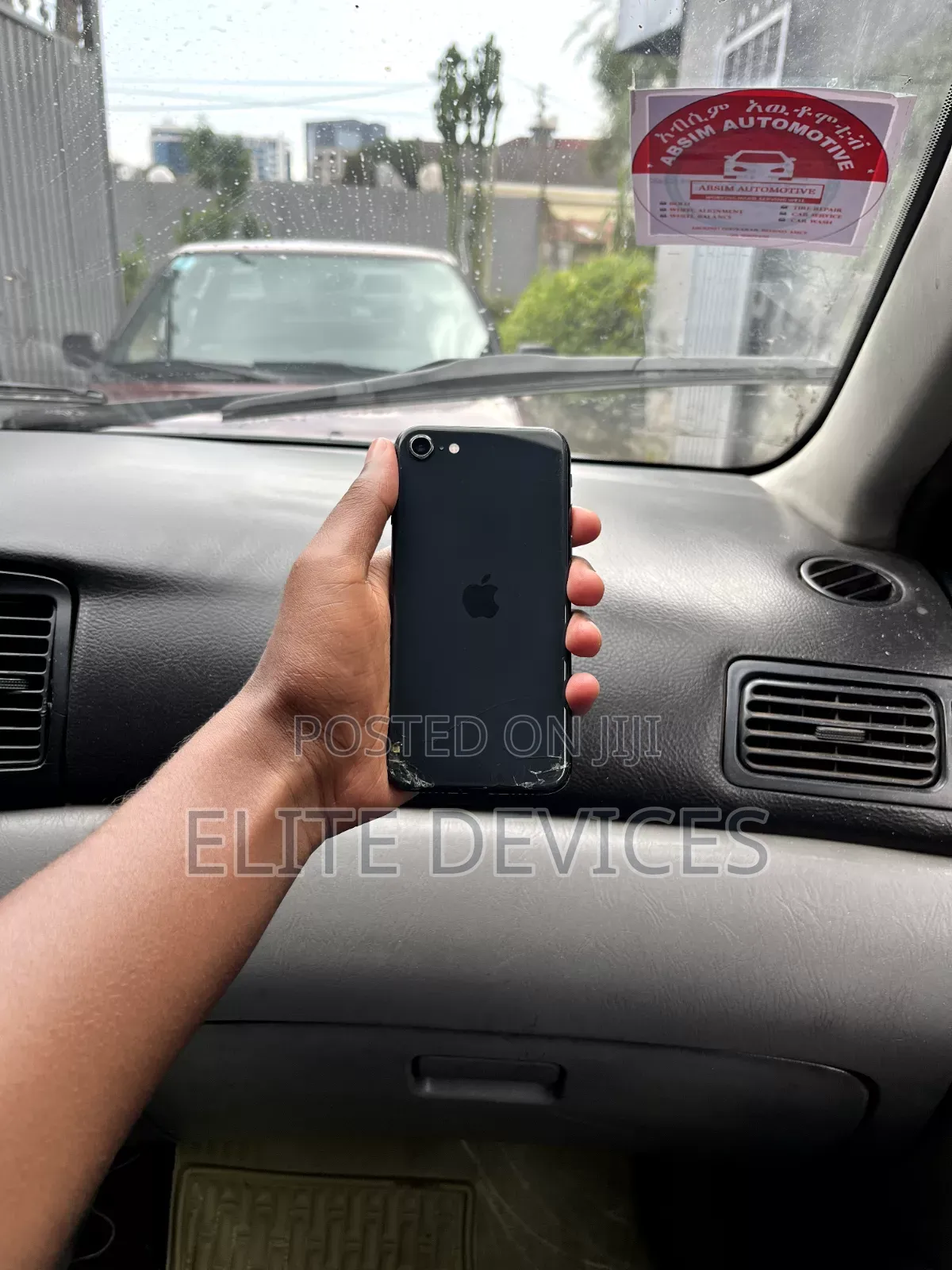 Apple iPhone SE (2020) 64 GB