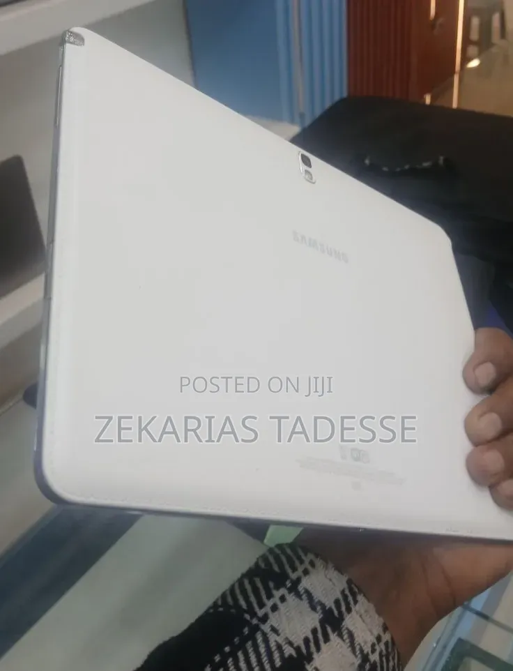 New Samsung Galaxy Tab E 8.0 16 GB Silver