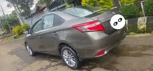 Toyota Yaris 2015 Blue