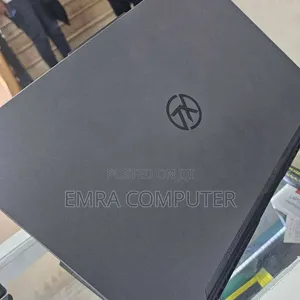 New Laptop Asus 16GB AMD Ryzen 7 SSD 512GB