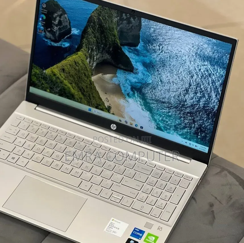 New Laptop HP 16GB Intel Core i5 SSD 512GB