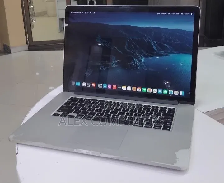 New Laptop Apple MacBook Pro 2014 16GB Intel Core i7 SSD 512GB