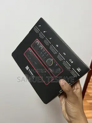Scarlet Focusrite Soundcard 2i2 4th Gen