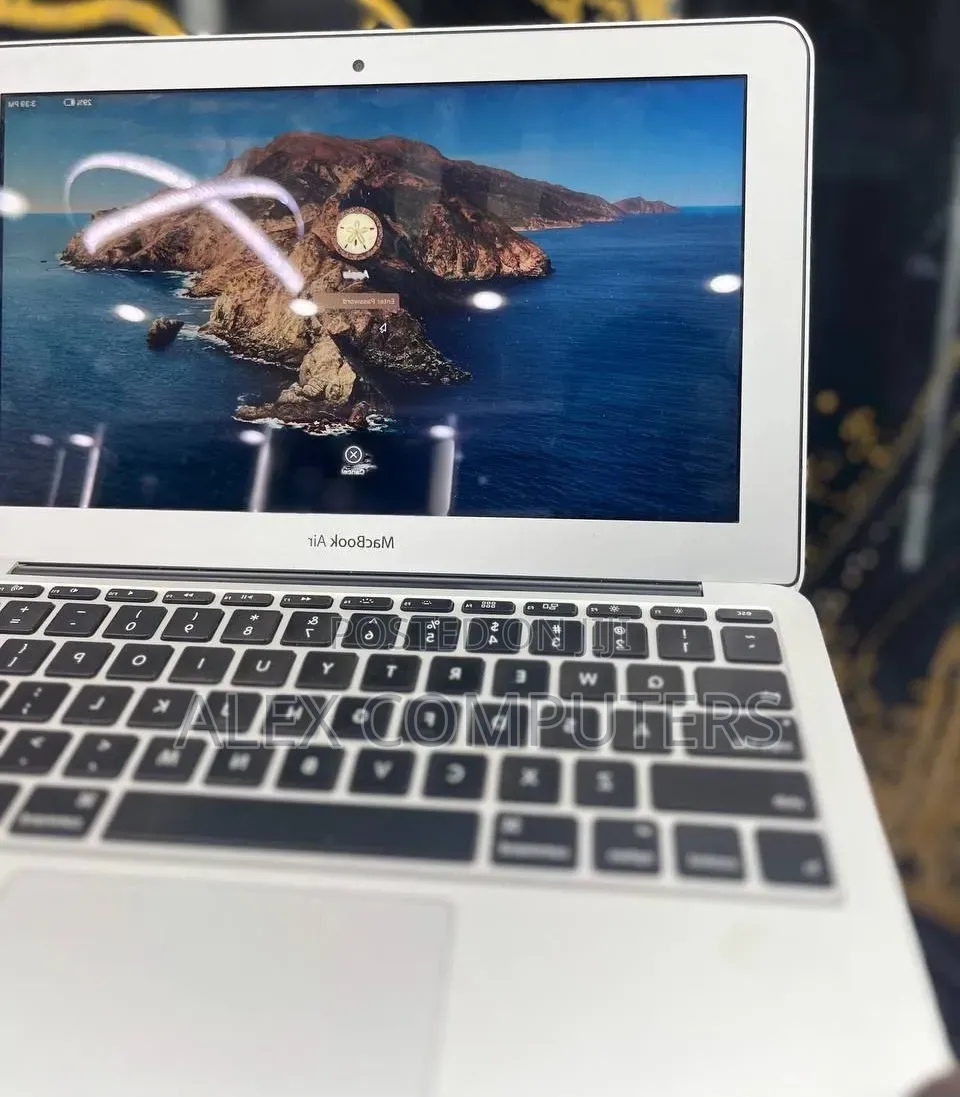 New Laptop Apple MacBook Air 2015 8GB Intel Core i5 SSD 128GB