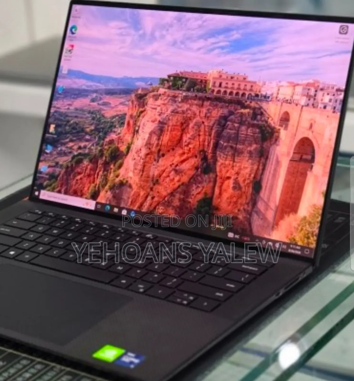 New Laptop Dell Precision 5560 16GB Intel Core i9 SSD 512GB