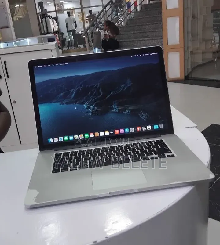 New Laptop Apple MacBook Pro 2014 16GB Intel Core i7 SSD 512GB
