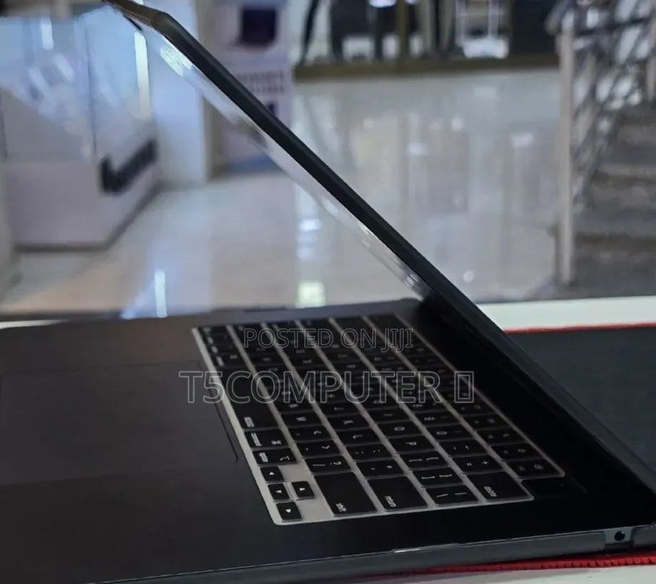 New Laptop Apple MacBook Air 2026 M5 16GB Apple M5 SSD 512GB