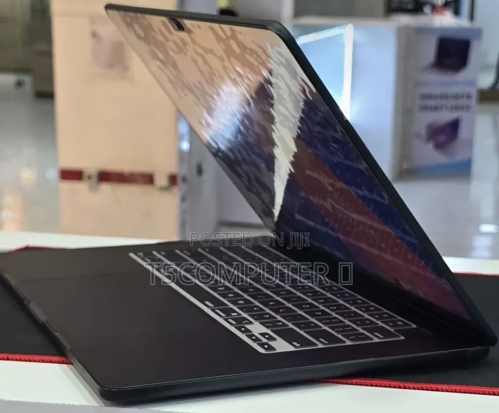 New Laptop Apple MacBook Air 2026 M5 16GB Apple M5 SSD 512GB