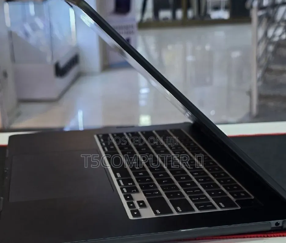 New Laptop Apple MacBook Air 2026 M5 16GB Apple M5 SSD 512GB